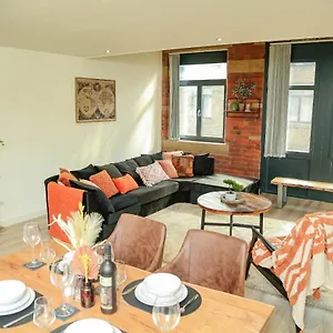 Apartment 2 Bed New York Style Loft Free Parking, Bradford (West Yorkshire)